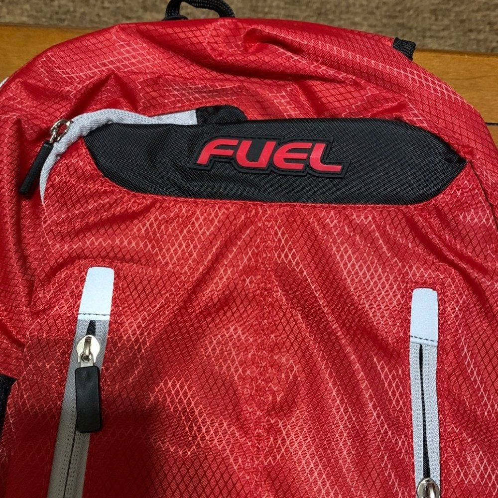 Backpack fuel red nwot